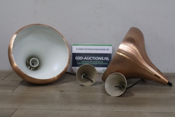 Afbeelding van Set van Twee Koperen Biljart-Hanglampen'