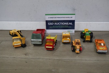 Afbeelding van Vintage speelvoertuigen 7 stuks