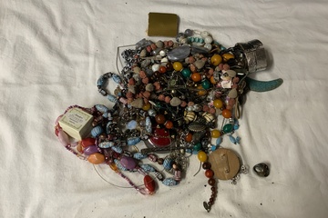 Afbeelding van Diverse sieraden - 1,5 kg