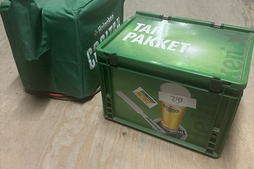 Afbeelding van 297. Heineken tafeltap met toebehoren