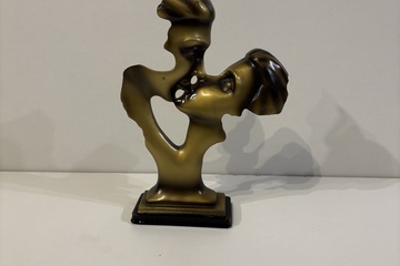 Afbeelding van Ornamenten kussende koppel