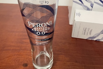 Afbeelding van Limited edition Peroni  Formule 1. Glazen nieuwe 4x