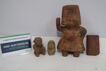 Afbeelding van Mix van 3 Aardewerk Maya-Beeldjes