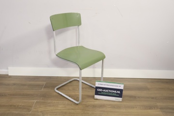 Afbeelding van Vintage Groen/Witte Thonet S43 Sledestoel