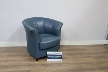 Afbeelding van Blauwe leren fauteuil
