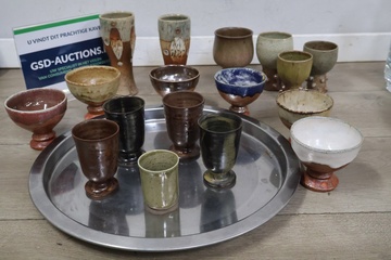 Afbeelding van Mix van 17 Stenen Mokken/Bekers