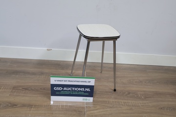 Afbeelding van Vintage Wit Formica Krukje