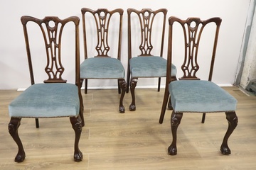 Afbeelding van Set van 4 Antiek Houten Chippendale Eetkamerstoelen