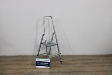 Afbeelding van 2-Treeds Aluminium Huishoudtrapje