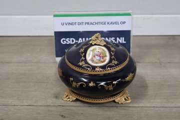 Afbeelding van Brocante kobaltblauwe porseleinen bonbonnière