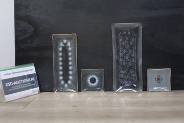 Afbeelding van Glazen Mix van 2 Cakeschalen & 2 Onderzetters'