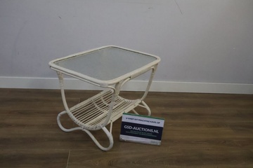 Afbeelding van Vintage Wit Rotan Salontafel met Glazen Blad