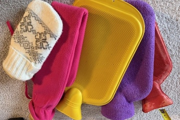 Afbeelding van Partij warmwaterkruiken en hoezen – diverse kleuren  Leuke e