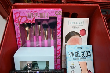 Afbeelding van Partij cosmetica 