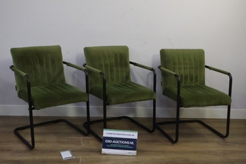 Afbeelding van Set van 3 DutchBone Groene Velvet Eetkamerstoelen