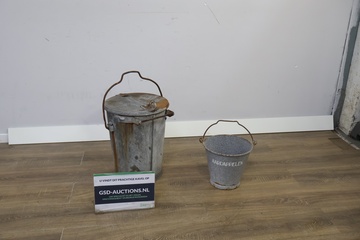 Afbeelding van Set van 2 Vintage Zinken Emmers
