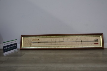 Afbeelding van Vintage houten barometer en thermometer