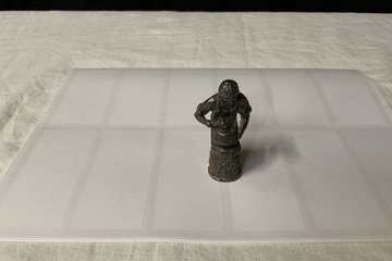 Afbeelding van Vintage Tinnen Vrouwtje