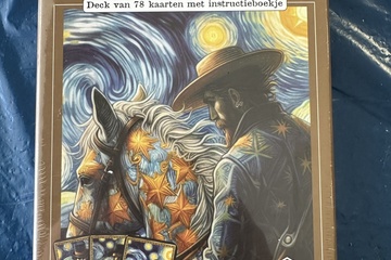 Afbeelding van Starry Night Tarot deck, gebaseerd op het werk van Vincent v