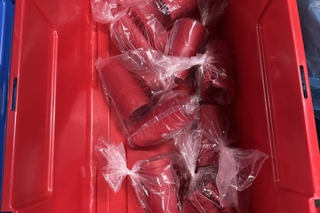 Afbeelding van 084. Krat met bekerhouders