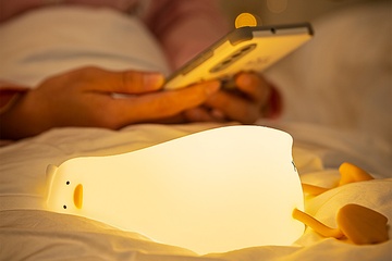 Afbeelding van Kids nachtlamp oplaadbaar - sleepy duck - slapend eendje