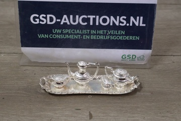 Afbeelding van Miniatuur zilverkleurige theeservies