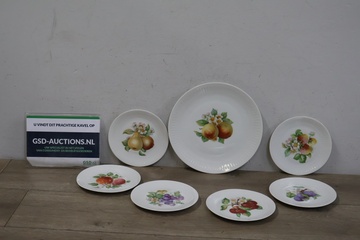 Afbeelding van Porseleinen borden 7 stuks van Hutschenreuther selb bavaria'