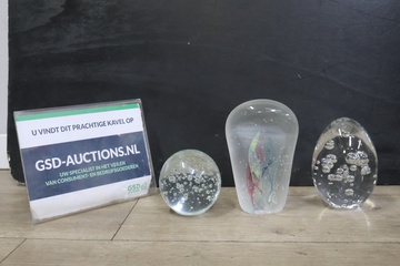 Afbeelding van Set van 3 Glazen Presse-Papiers