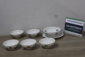 Afbeelding van Set van 7 Porseleinen Jlmenau Graf/Kommen''