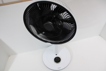 Afbeelding van Duux Whisper Wit DXCF03 Statiefventilator