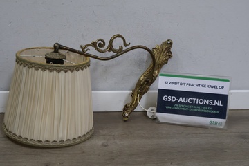 Afbeelding van Brocante messing wandlamp met stoffen kap
