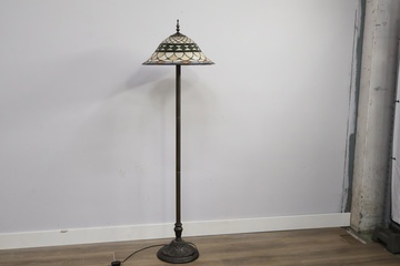 Afbeelding van Tiffany Roman Vloerlamp met Glas-In-Lood Kap