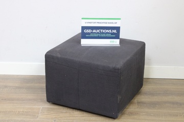 Afbeelding van B&B Italia Poef door Antonia Citterio