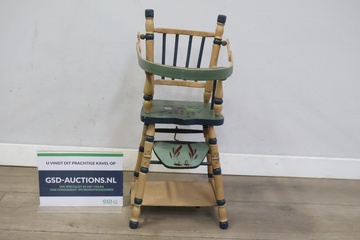 Afbeelding van Vintage houten poppenstoel