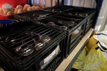 Afbeelding van 236. Gourmetstelletjes + pannetjes ongeveer 30 stuks