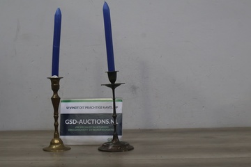 Afbeelding van 2 Kandelaars'