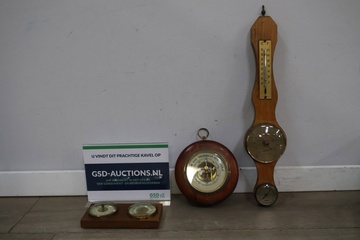 Afbeelding van Collectie van 3 Vintage Houten Wand-Weerstations