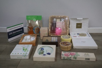 Afbeelding van Mix van bad en lichaamsverzorgingsproducten 12 stuks