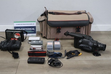 Afbeelding van Sony videocamera met accessoires en tas