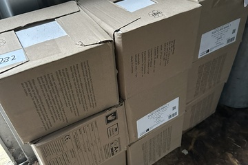 Afbeelding van 282. Witte tegels 198 stuks