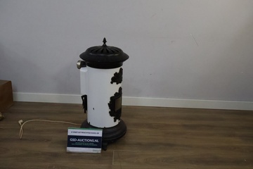 Afbeelding van Antieke Gietijzeren Kachel