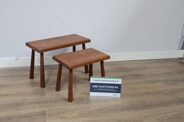 Afbeelding van Paar Vintage Houten Bijzettafeltjes