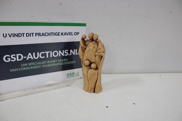 Afbeelding van Zandkleurig Familiebeeld'