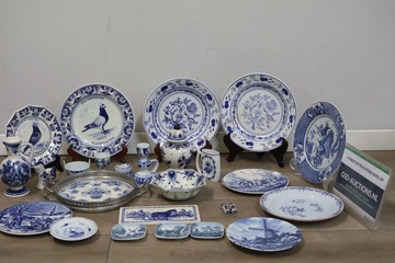 Afbeelding van Grote Verzameling Blauw-wit Porselein - Met Porseleyne Fles