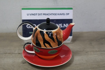 Afbeelding van Theepot en theekop in één met schotel van Chacult'