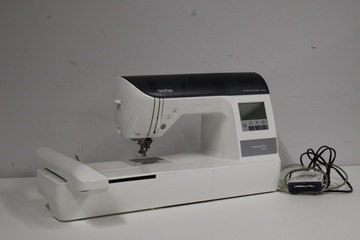 Afbeelding van Elektrische Naaimachine van Brother