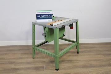 Afbeelding van Metalen Werkbank met Houtzaag