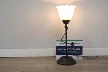 Afbeelding van Klassieke metalen tafellamp