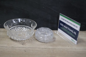 Afbeelding van 2 Kristallen Schalen