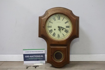 Afbeelding van Houten wandklok van United Clock Works